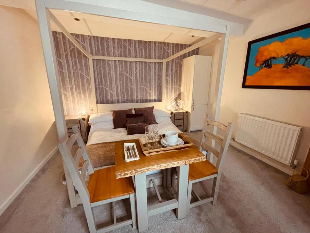 The Stowe Apartment Shrewsbury Bagian luar foto